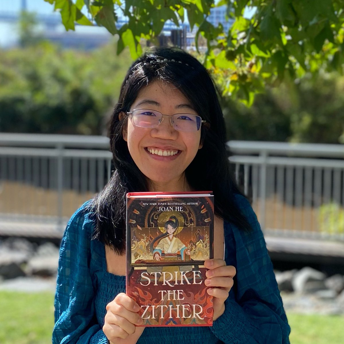 joanhewrites's tweet photo. STRIKE THE ZITHER, my reimagining of 三国演义/THREE KINGDOMS, is finally out in the world today ⚔️

My heart book. My favorite book. I hope you have just as much fun reading Zephyr’s story as I did writing it 🦚

https://t.co/47poVoRBAJ https://t.co/TiyXw1E8sb