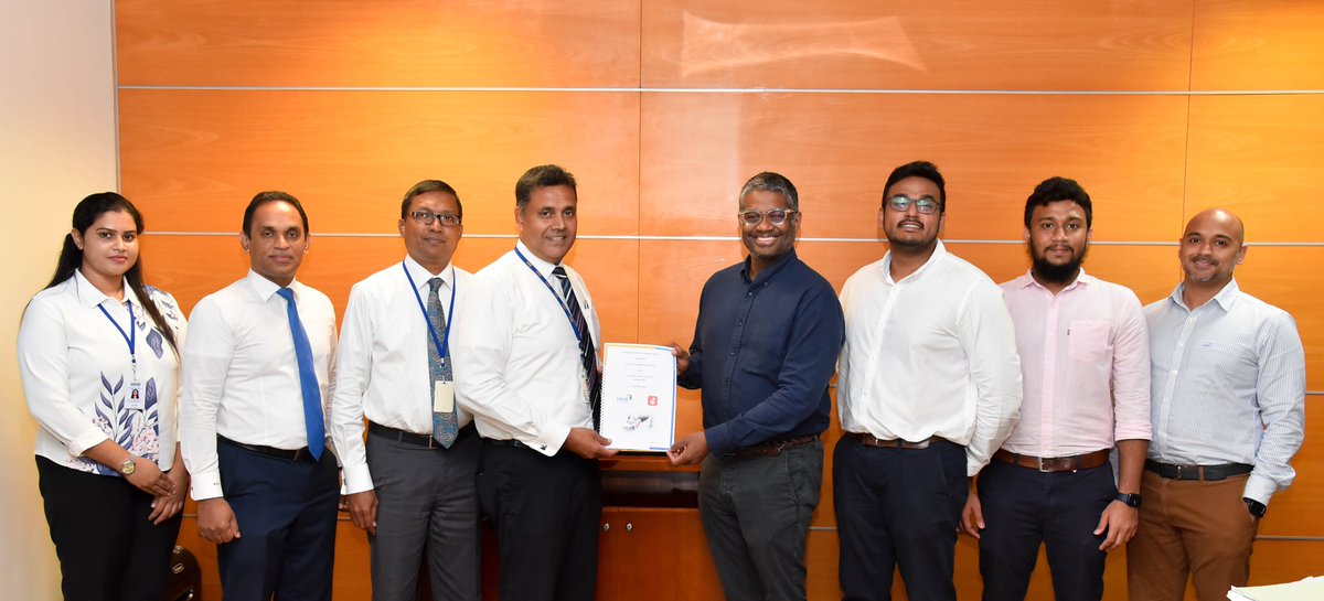 #DarazSriLanka signed an MOU with @hnbplc a leading commercial bank in #SriLanka, offering more opportunities to about 1000 small, medium, & micro businesses to reach new customer segments & millions of buyers through the Daraz app. #partnerships #upliftingcommunities #SMEgrowth