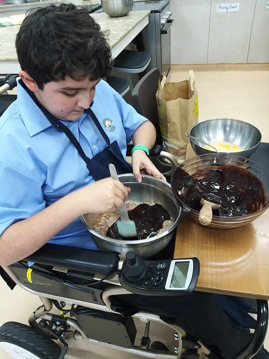 BSAKfoodtech's tweet photo. Triple chocolate brownies for BSAK foodies at Cooking Club this week. #BSAKCreativity#BSAKSecondary @BSAKheadmaster @BSAKsecHead @BSAKSecondary https://t.co/vNNX4Wwa5n