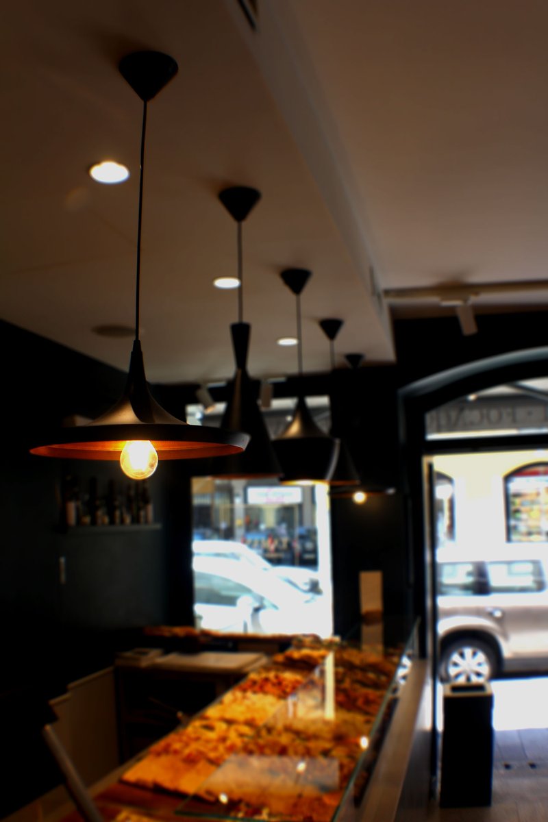 Masterled_es's tweet photo. Aporta un toque único y personal a tu hogar o negocio con nuestra selección de #Lámparas #Colgantes de diseño. Combínalas con nuestra bombillas #LED o baña cualquier estancia con su luz integrada de bajo consumo en funcíon del modelo.

https://t.co/fA4ZnrxPLG https://t.co/k0VBupm23R