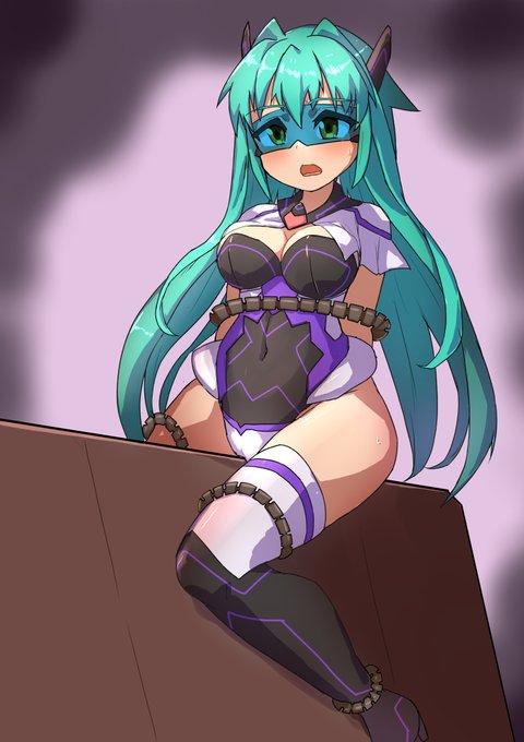 お題箱より
うちのオリジナル変身ヒロイン「コスモグリッター」さんに三角木馬に乗ってもらった絵です 