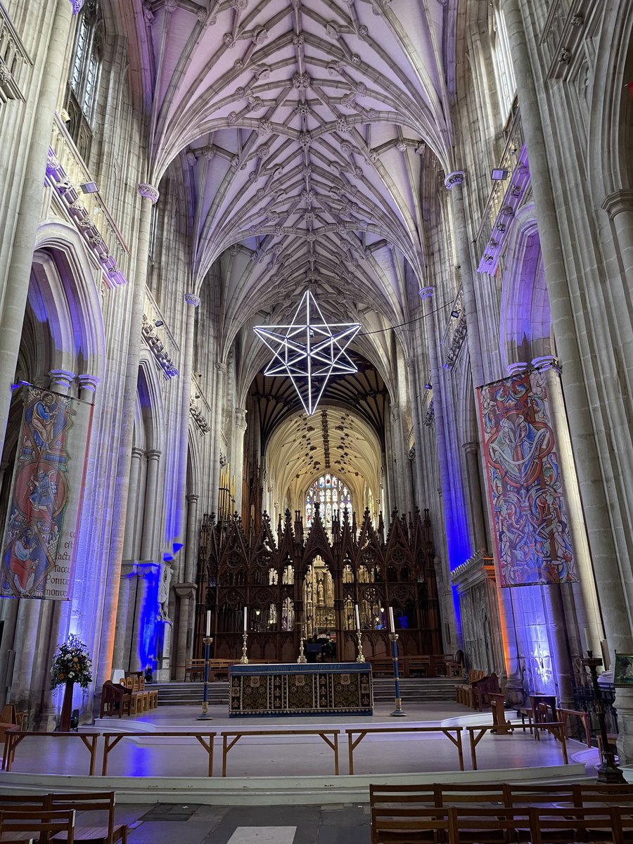 Andygrump2's tweet photo. #lightofhope#winchester cathedral https://t.co/wUQUPUIk71