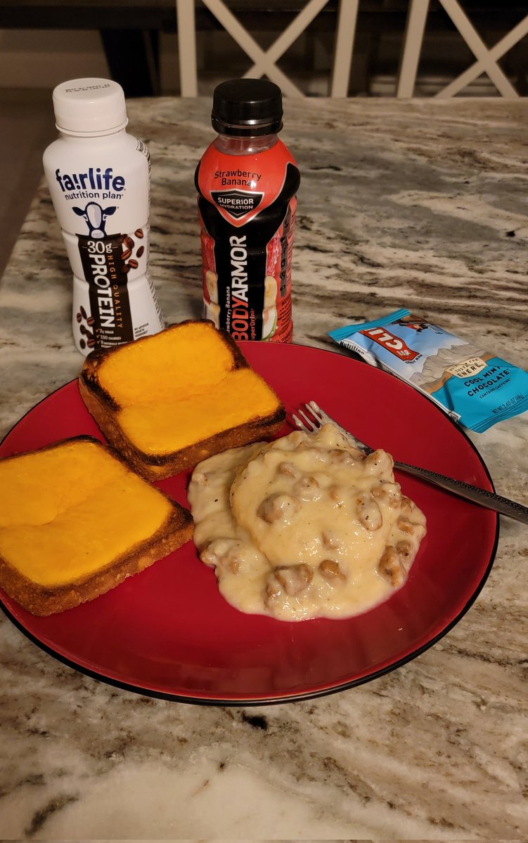 ColtCook2007's tweet photo. #OutTrainOutEatOutCompete
@david_hedges https://t.co/uvfn7m7s63