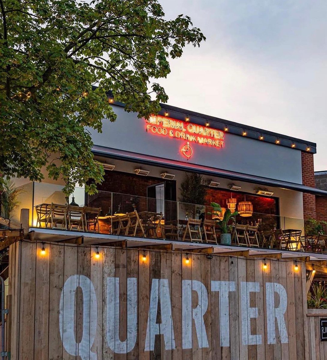 WANT TO WIN 4 TICKETS TO SEE AUSTRALIA V ITALY THIS SATURDAY?

Simply RETWEET this post before THUR 27 OCT at 12 noon &amp; we will choose 1 lucky winner! 

When visiting #StHelens town centre bars &amp; restaurants - visit the Imperial Quarter (food &amp; drinks) which opens this weekend!