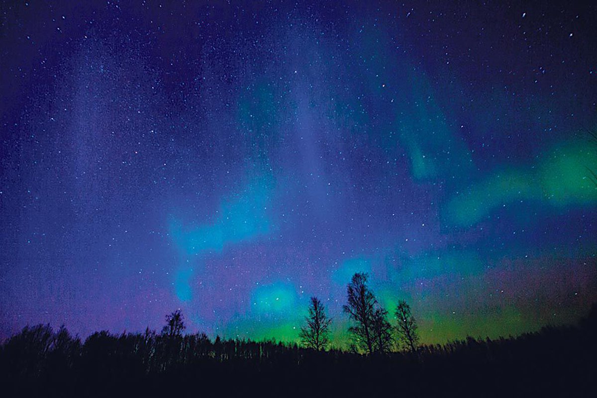 GamecanOfficial's tweet photo. Northern lights at Pärnu! 🌌
The northern lights season has begun! Just a few days ago there was an amazing aurora display all over Estonia. Here at Pärnu it’s possible to see them with the naked eye during the colder months.
📸: Maksim Tund
#northernlights #gamecan #gamedev https://t.co/ORAz8Wp4cz
