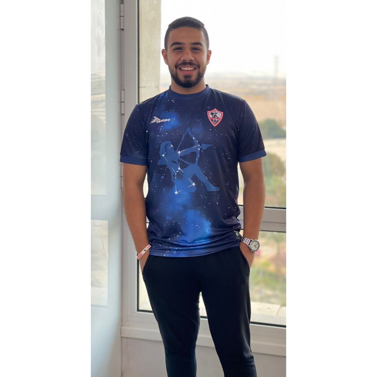 Mostafa52594139's tweet photo. عمري كله ورا الزمالك من الميلاد عشنا معاه الذكريات💙🏹 https://t.co/idmtgXNmyK
