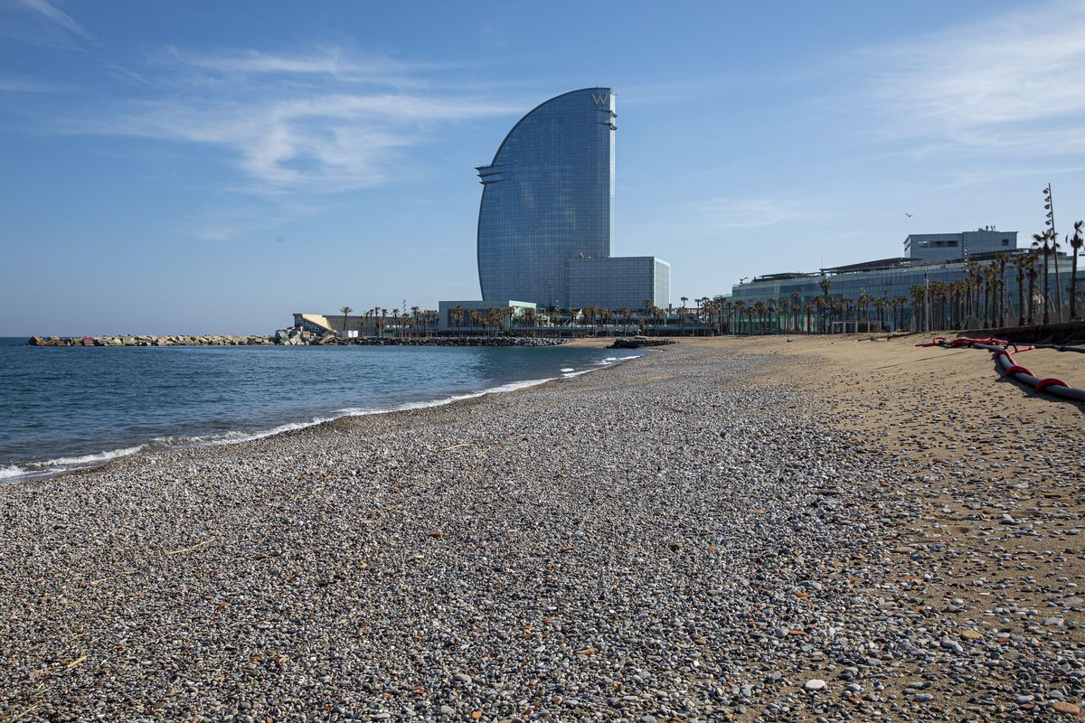 ⛵El veler de fusta més gran del món, el Götheborg de Suècia, arribarà aquesta setmana a Barcelona. El podreu visitar fins al març del 2023 a la rambla del Mar.⛵ 

👉 bit.ly/3TVrNkn

<a href="/BarcelonaTurism/">Barcelona Turisme</a> <a href="/bcn_ajuntament/">Ajuntament de Barcelona</a> @cambrabcn <a href="/TurismeDIBA/">TurismeDIBA</a> <a href="/beteve/">betevé</a> @portdebarcelona