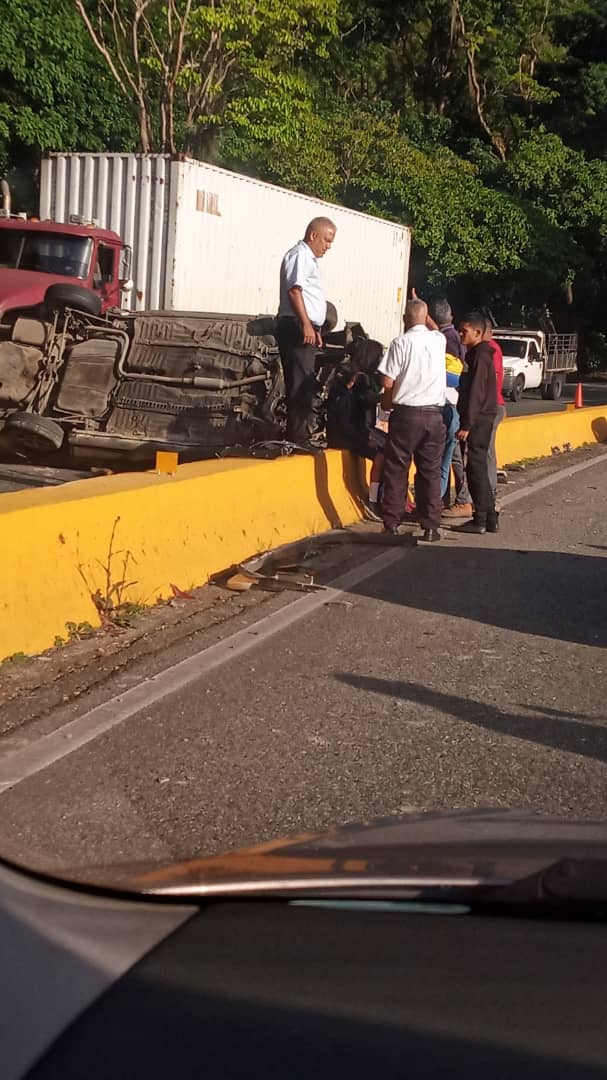 RWI TRAFICO tweet media