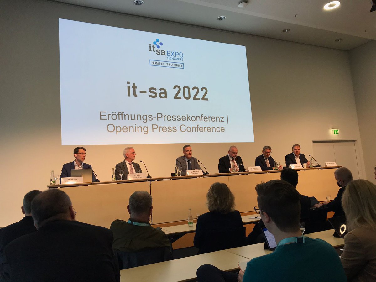 Krankenhaus-IT Journal tweet media