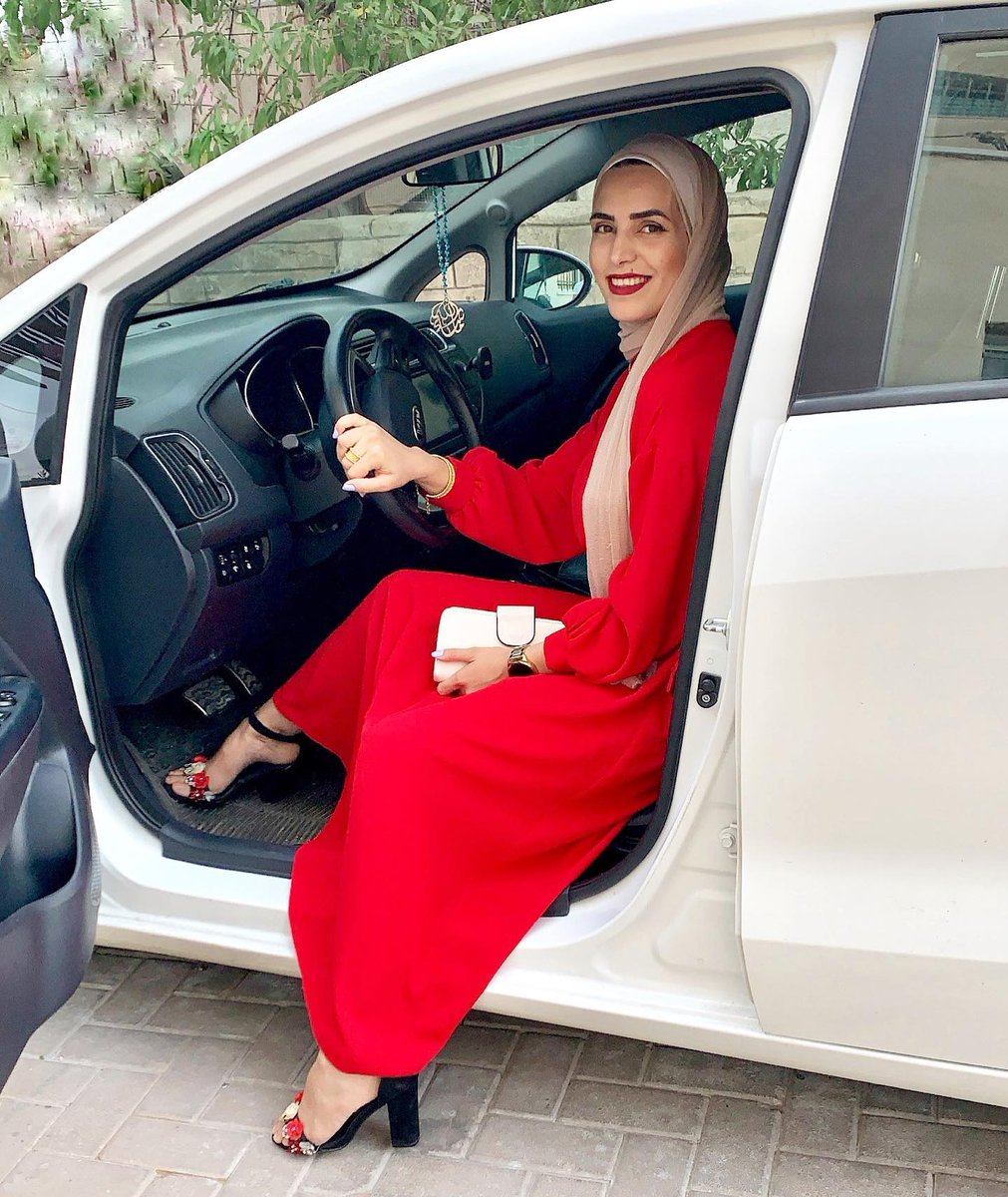 - "ربي أعنّي في أيامي المقبلة و أفرح قلبي، اللهُم سهل عليّ كل ما هو آت، يا رب يسر لي جميع أموري و أجعل الخيرة فيما أخترت لي و أرزقني بما تمنيت." ✨❤