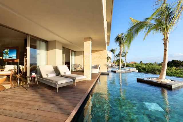 TRYPPgh's tweet photo. Wyndham Rewards was named the best hotel loyalty program in the USA TODAY 10 Best Readers’ Choice Awards for the fifth consecutive year, while the Wyndham Rewards Earner Card has been recognized as the best hotel credit card for the fourth year in a row 🎉
https://t.co/w1m1TZ9luO https://t.co/O41JPoMa0e
