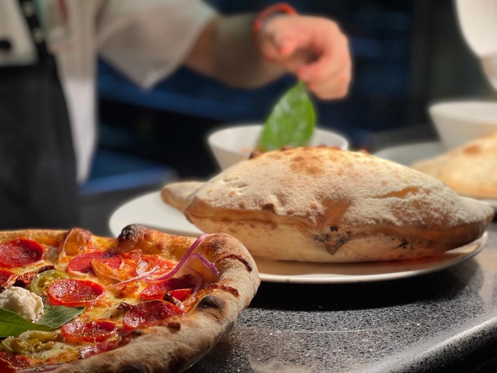 🇮🇹  From us to you! 🇮🇹

Enjoy 25% off all food 🍽️ and drinks 🍸 at Bibis every Friday from 12-5pm.  

Valid in Oct and Nov quoting FRI25  
#Leeds #Bibis #Discount