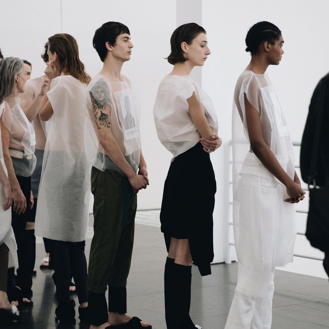 Luces, pasarela y… ¡acción! Arranca una nueva edición de la <a href="/080_bcn_fashion/">080 Bcn Fashion</a> en <a href="/santpaubcn/">Recinte Modernista de Sant Pau</a>. 👗 Prepara tu mejor outfit y disfruta de las propuestas de Custo Barcelona, Guillermina Baeza y otros muchos diseñadores de renombre.

bitly.ws/vK78
