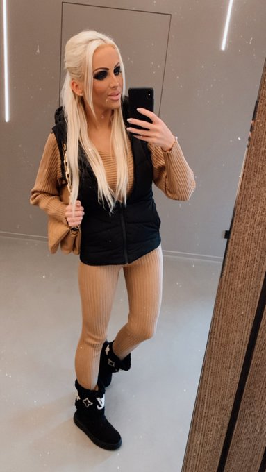 Na wie geht&rsquo;s euch? Alles gut? Mir gehts prima 😊   https://t.co/W3PEVDOvSu https://t.co/42OO8s1tfJ