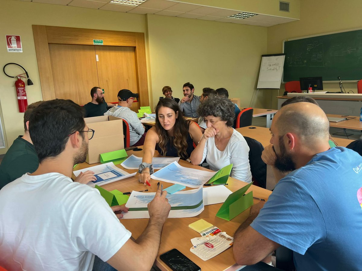 Non è mai troppo tardi per imparare e mettersi alla prova!
Foto dalla giornata di workshop di #IAD22

Per saperne di più sull'Agile: agilemovement.it 
#IAD #italianagilemovement #Throwback