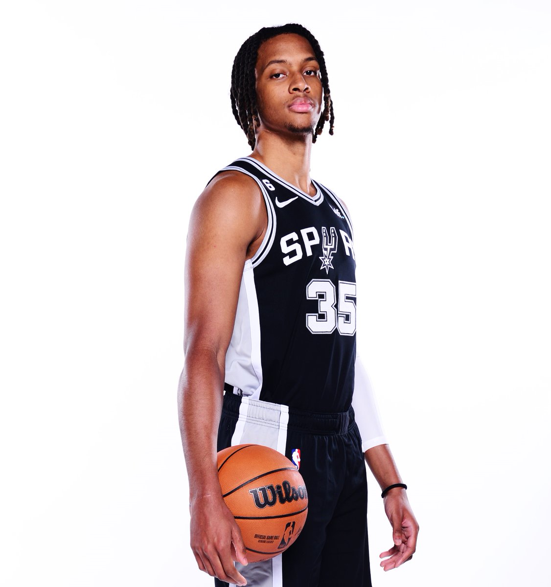NBA (@nba) on Twitter photo Join us in wishing <a href="/yeahyeah22/">Romeo Langford</a> of the <a href="/spurs/">San Antonio Spurs</a> a HAPPY 23rd BIRTHDAY! #NBABDAY Join us in wishing <a href="/yeahyeah22/">Romeo Langford</a> of the <a href="/spurs/">San Antonio Spurs</a> a HAPPY 23rd BIRTHDAY! #NBABDAY