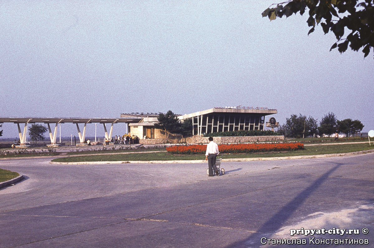 ChernobylX_tour's tweet photo. One of the most popular places in the city same-called café “#Pripyat”. By Soviet standards it wasn’t really big or luxury place, but still very pretty and attractive.
Join our other Urbex tours 👉🏼 https://t.co/kiYh22ioaD
#chernobyldisaster #pripyat #powerplant #chernobylzone https://t.co/Lp0OgPvKDu