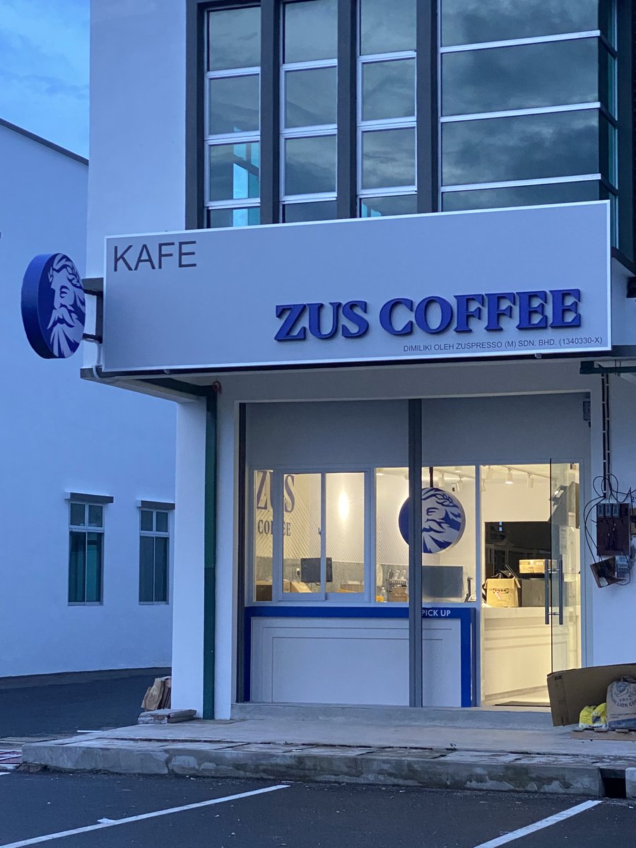 OhMyPerlis's tweet photo. ZUSSSSSSSS COFFEE in Kangar Jaya. https://t.co/UyeKM28PTl