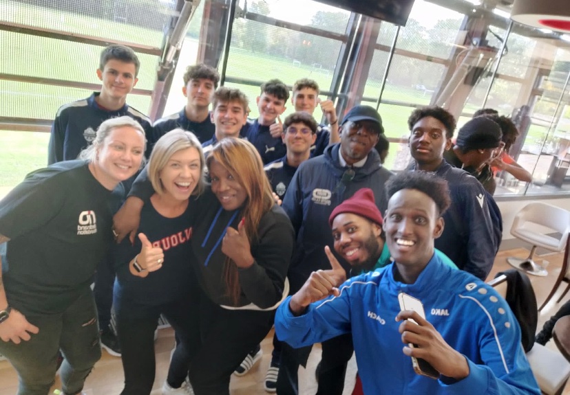 riofoundation's tweet photo. Great Leadership accreditation course being delivered by our team led by @mellyf1305 as part of the @Football4Impact Hackney- Geneva youth exchange with @hackneycouncil @_PCFoundation @Kingcanners @KickOffAt3 with a week of football activity to come✊ https://t.co/ONToQjWJ7C
