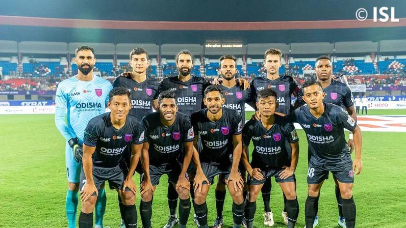Sarangi_Shubham's tweet photo. Felt great to be back at Kalinga after 2 long years. We really missed our fans at the stands the last two seasons. But what a night we had yesterday! Brilliant team effort and come back to get the important 3 points. https://t.co/JXkFviXs8y