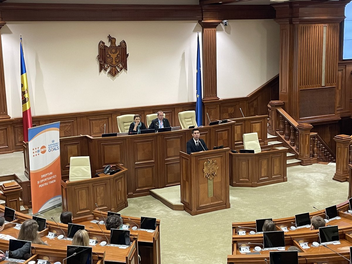 UNFPAMoldova's tweet photo. Model United Nations launched now in the @Parliament_RM! More than 70 young delegates from #Moldova express their voices, eager to learn more about the @UN system, as future leaders &amp; changemakers. @UNFPA supports youth participation jointly w/ @SwissDevCoop &amp; @GuvernulRMD 🤝 https://t.co/ODAhnVACib