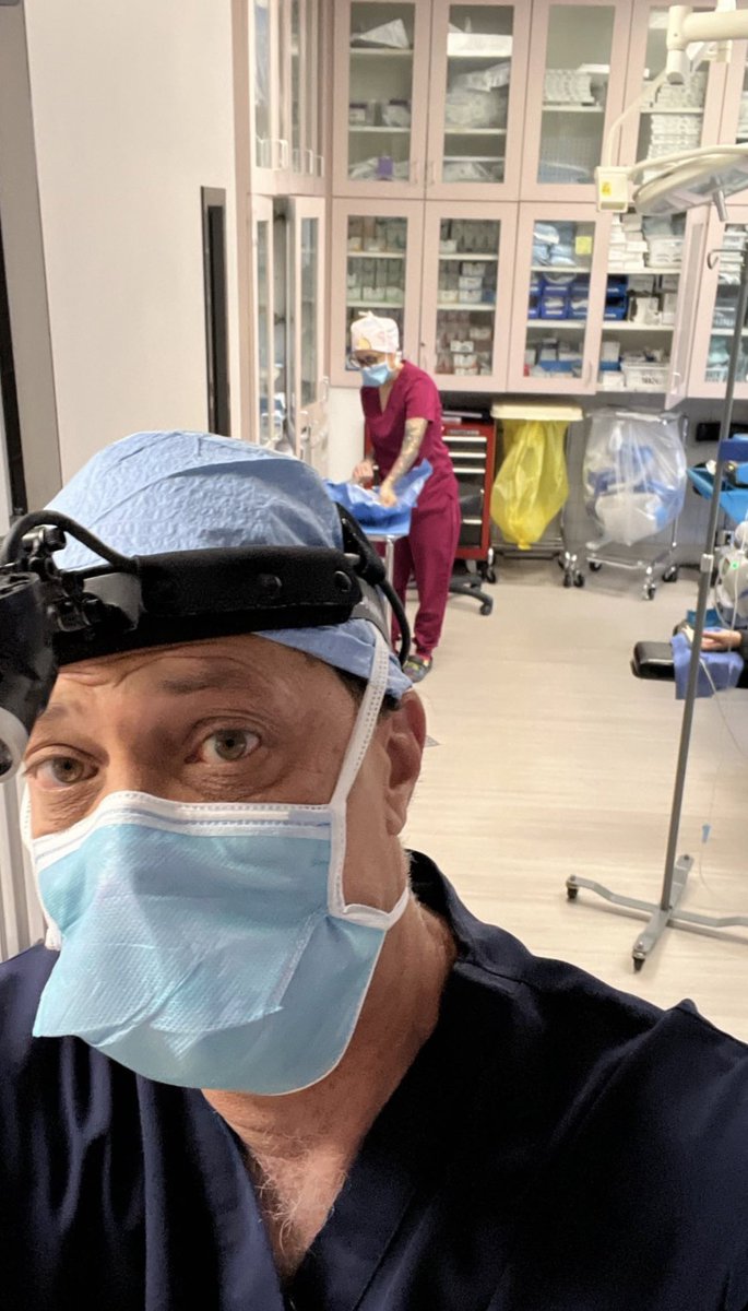 DrJamesAlbright's tweet photo. Happy Saturday! Luv weekend surgeries. #beverlyhillsplasticsurgeon #breastcancerawareness #uclamedicalschool #breastreconstruction #siliconeimplants #breastsurgeon #breastinplants #breastrevision #breastsurgeon #doctor #*medicine #liposuction #lipo #tummytuck https://t.co/XwGJNH6vOe