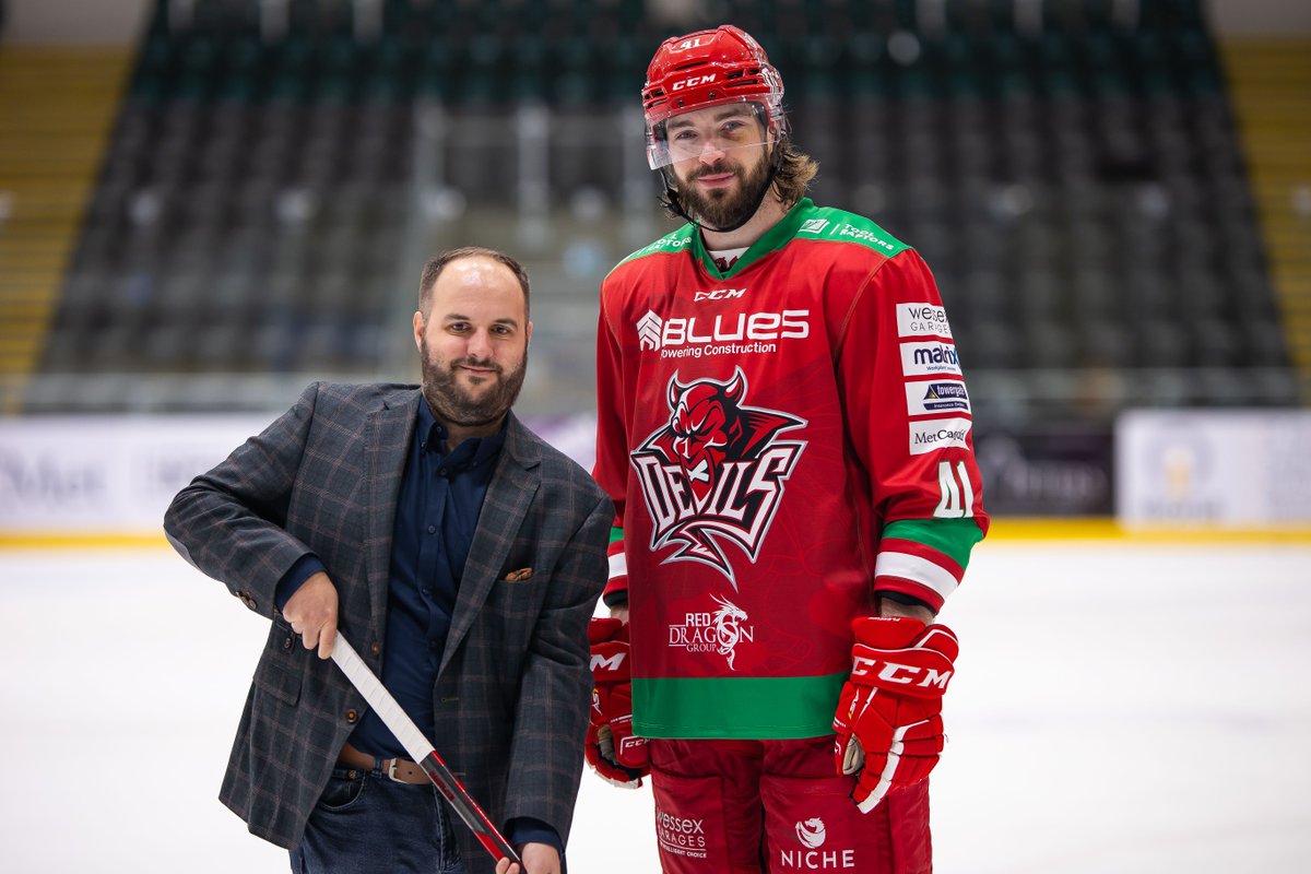 cardiffdevils's tweet photo. 𝗣𝗔𝗥𝗧𝗡𝗘𝗥 𝗔𝗡𝗡𝗢𝗨𝗡𝗖𝗘𝗠𝗘𝗡𝗧 😈🤝

@nicheifa is back for another season with the Devils – and another year of sponsoring @JoshBatch41 

#DevilsFamily https://t.co/ZExmaryVhM
