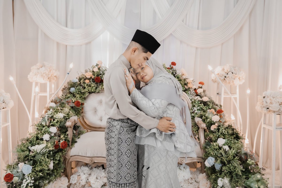 ilusinafas's tweet photo. Majlis Tandang Kimi X Sabrina

Untuk sebarang Pertanyaan Klik Link Di Bawah :
https://t.co/qRh1xAhMSQ
Follow us :
Instagram : https://t.co/w5GcNxIJwV
Tiktok : https://t.co/GWgdElPbzN
Twitter : https://t.co/hdhjZW2337 https://t.co/hnCW29i6af