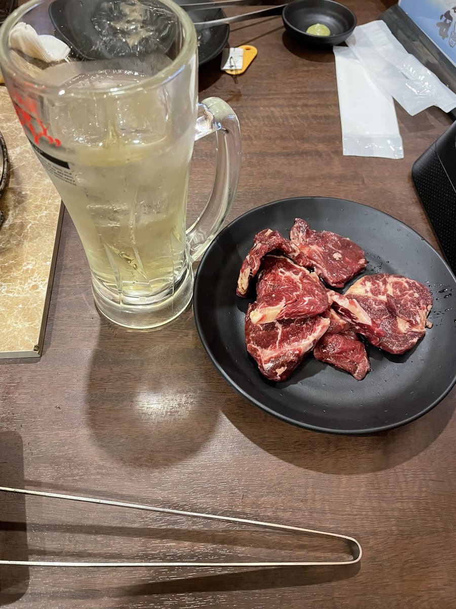 DTu_ol_d's tweet photo. 宴🍻

#焼き肉 https://t.co/oXm05orbCA