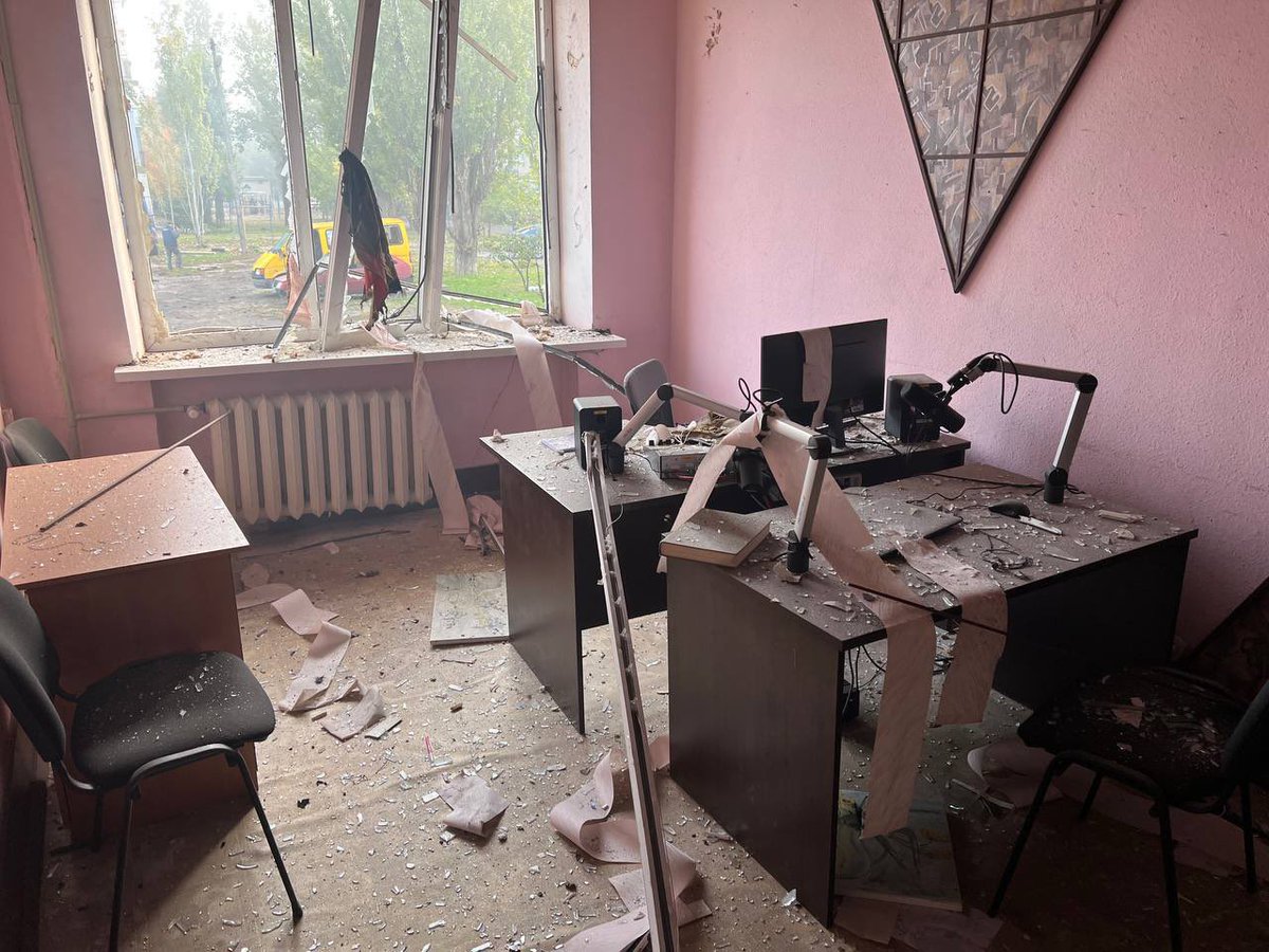 UkraineLiberate's tweet photo. In occupied Melitopol, Ukraine 🇺🇦 a russian propaganda outlet was blown up. 
#RussiaIsLosing #UkraineWillWin #RussiaIsANaziState #FckPutin #FreeUkraine https://t.co/ufMrEDADpd