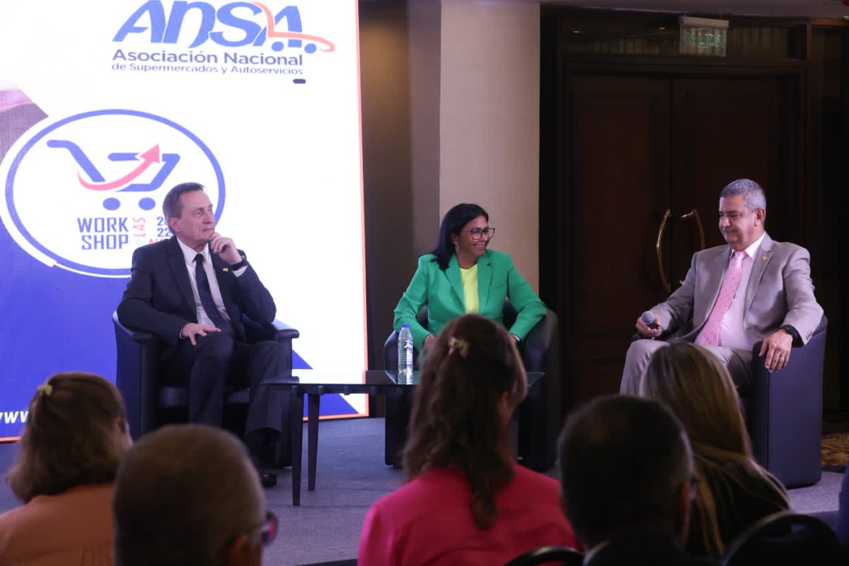 ViceVenezuela's tweet image. #EnFotos || En el marco del #WorkShop2022 celebrado en la ciudad de Caracas, la Vicepresidenta Ejecutiva de la República, @delcyrodriguezv participó este lunes #24Oct en la Asamblea organizada por #ALAS y #ANSA. 

#25Oct
