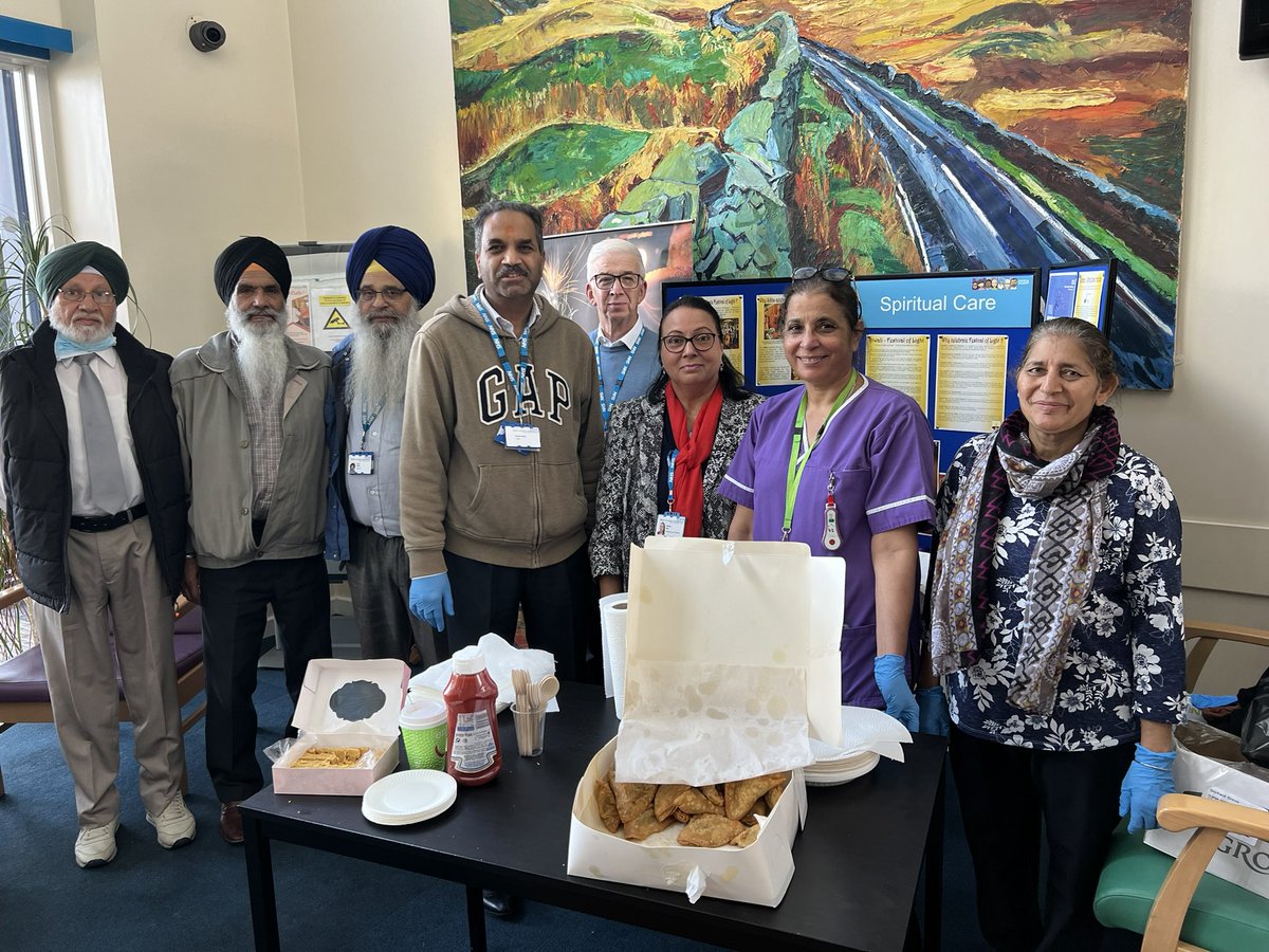 Mkainth2's tweet photo. Big thank you to the spiritual care team  for celebrating Diwali here at Penn hospital. The lads off the ward enjoyed popping to reception for some cultured refreshments!😋 #HappyDiwali #SpirtualCareTeam @BlackCountryNHS https://t.co/NWx66udXkj