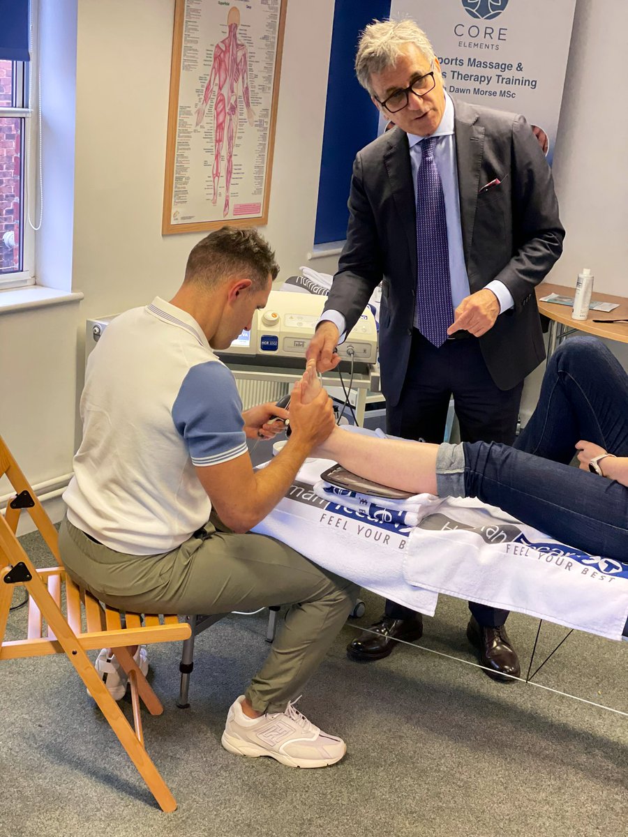 Core_Elements1's tweet photo. ✨ Great to have the #HumanTecar and #CelticSMR team at our training centre in #Swindon this week and to find out more about clinic use in greater detail 👌 https://t.co/XvfhR4A8I3