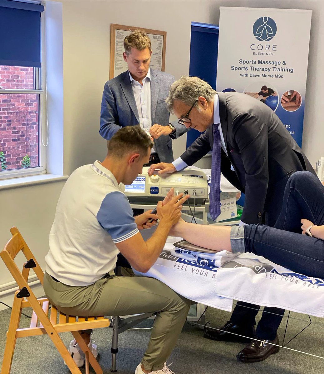 Core_Elements1's tweet photo. ✨ Great to have the #HumanTecar and #CelticSMR team at our training centre in #Swindon this week and to find out more about clinic use in greater detail 👌 https://t.co/XvfhR4A8I3