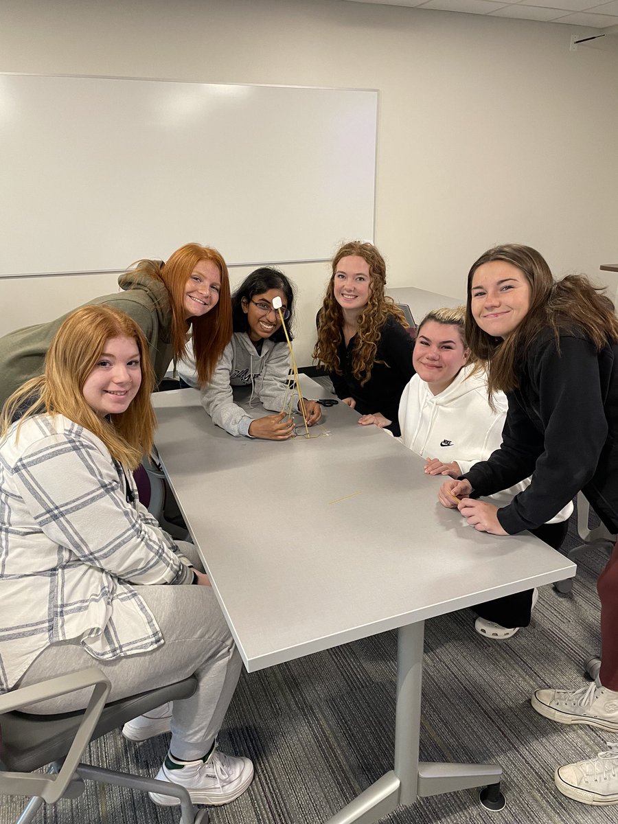AssumptionURN's tweet photo. 18 minutes to the tallest tower? @assumptionuma #FSoN we rely on #Teamwork in #nursingschool #worcestermass #massachusetts #RN #highschoolseniors https://t.co/hwO54Y3q29