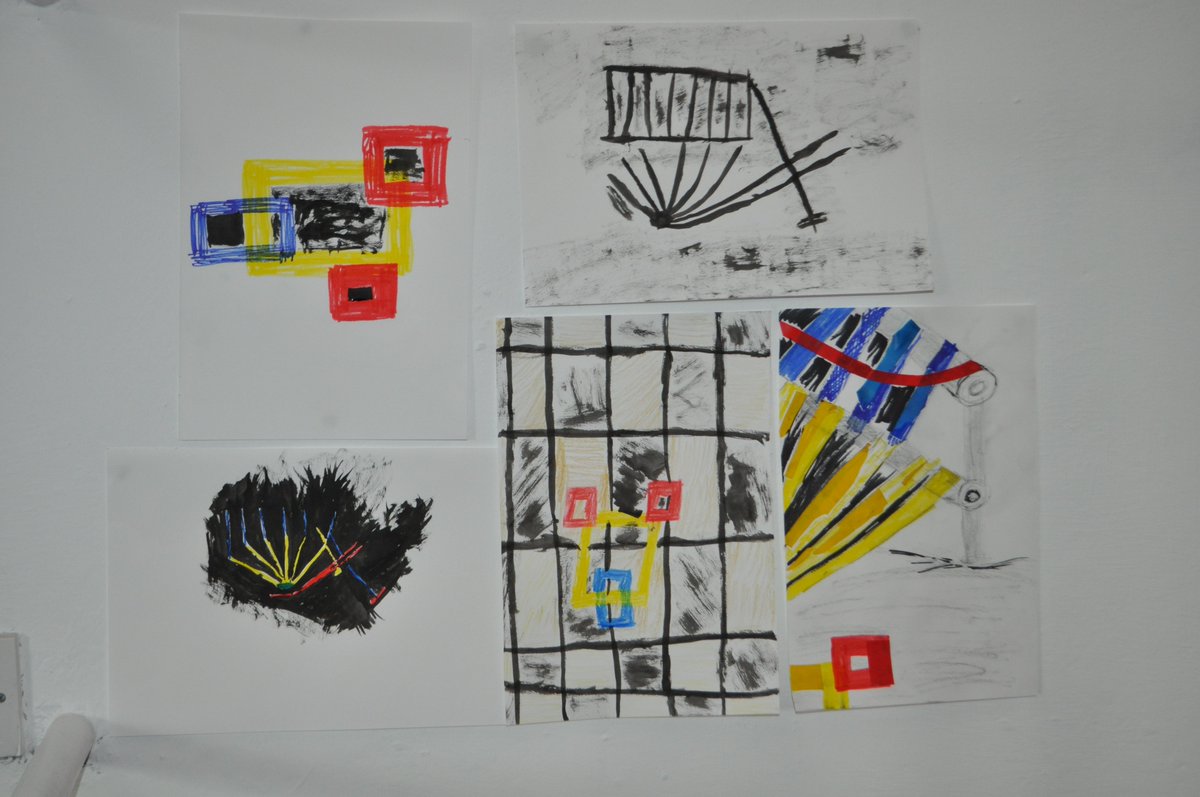 Brilliant last weekend with Denbighshire <a href="/CriwCelf/">Criw Celf</a> members, exploring with artist Lisa Gist Carter at the Carriageworks in Denbigh #FutureArtists <a href="/Arts_Wales_/">Cyngor Celfyddydau Cymru | Arts Council of Wales</a>