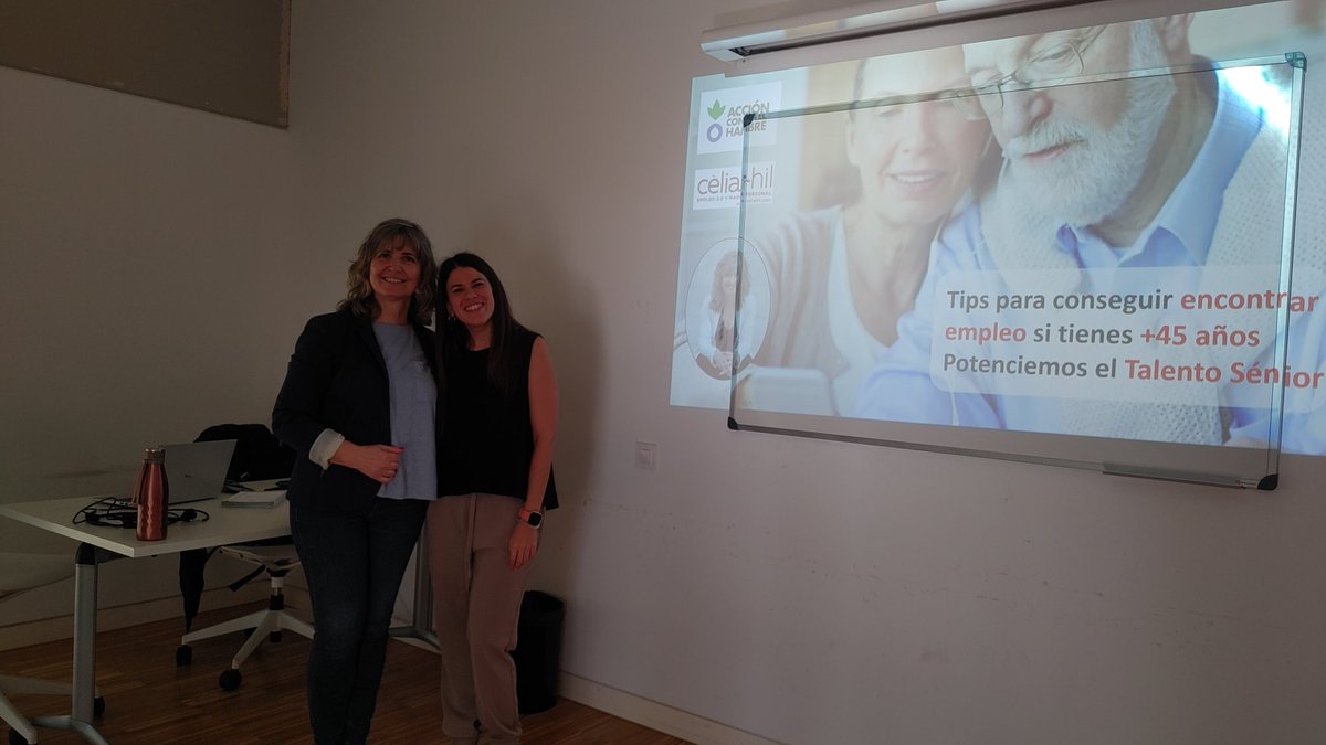 CeliaHil's tweet photo. Hem treballat molt al #taller d'#ACH #VivesEmplea al  #CentreCívicViverDeBaró - #Barcelona per trobar #feina amb +45 anys 💪 Som- hi! 😉 

Un plaer #AmandaFonoll @FonollAmanda coneixe't aquest matí 🤗 

#Ocupació #TalentSènior #OcupacióLaboral #Edatisme #RH #Orientació #CèliaHil https://t.co/bucRisbf1g