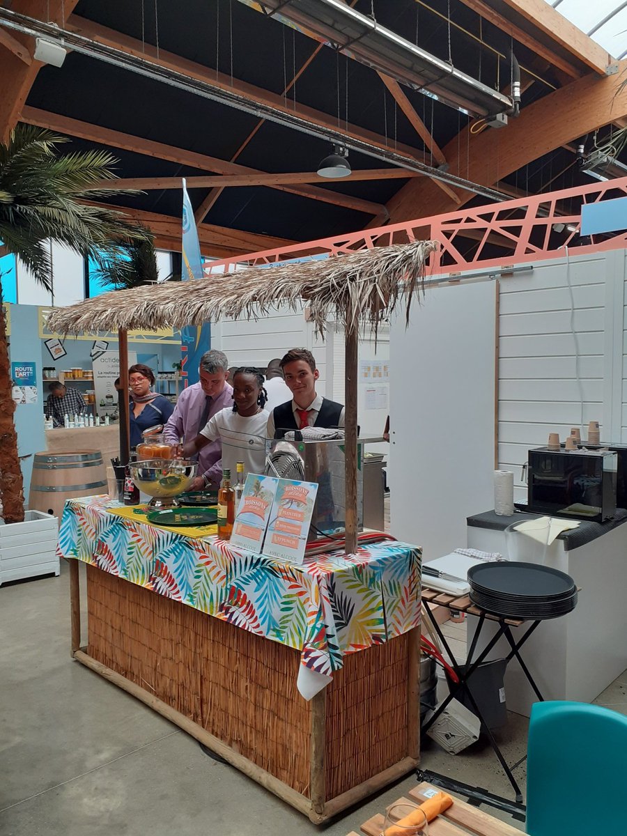 GosierLmht's tweet photo. C'est officiel, le restaurant gastronomique Le Saint Félix est ouvert sur le village @RouteDuRhum pavillon Guadeloupe. @gangloffchris @GosierLmht @AcGuadeloupe https://t.co/8Ta3r0hkrM