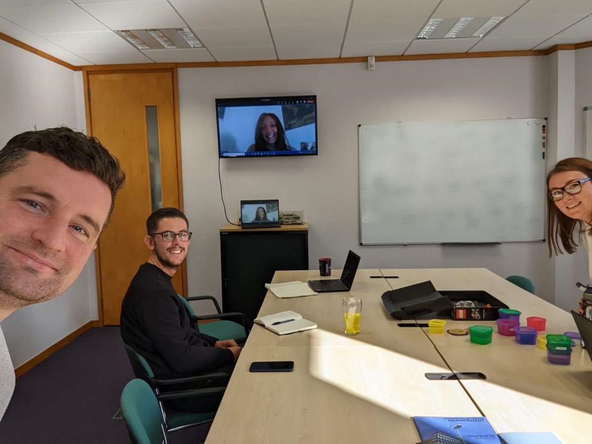 NAPC_UK's tweet image. Our Office and Marketing Assistant, Emily Alice Smith was thrilled to hear she had been linked up to the big screen for our weekly office meeting.

Any guesses on which staff member begged for a team photo...

#weeklycatchup #officemeeting #teamscall #marketing #planning