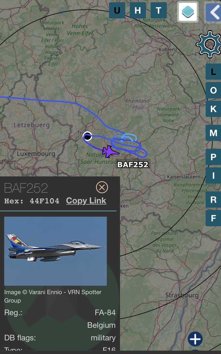 realFefinho's tweet photo. Und weiter gehts. Jetzt ist die belgische Luftwaffe dran, die uns den Nachmittag verlärmt. Auf dem Radar ist leider nur einer von zahlreichen Jets zu sehen. Nicht vergessen: wir hatten bereits 3.5h Lärm während andere Übungslufträume komplett ungenutzt bleiben. @Volksfreund https://t.co/i91iGkE0Sm