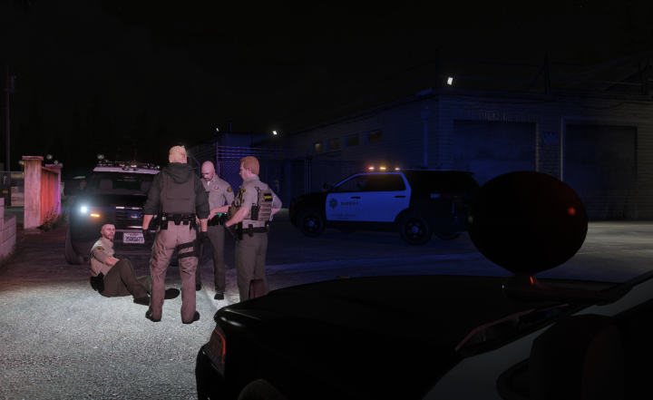 LSSD_12_'s tweet photo. Les Adjoints du Sheriff ont arrêté, le 23 octobre dernier, l'un des complices de Pablo Nakato, Monsieur Cruz. Celui-ci est sous la responsabilité de la Sheriff Station de Davis. https://t.co/SVQsESYvsS
