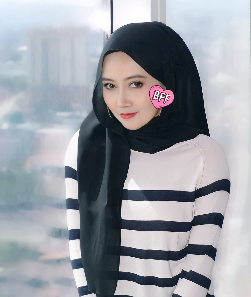 Ayukhofreal's tweet photo. adek gak nakal kok, plisss jangan diapa apain ya...🤪🤭 https://t.co/h8cN0d8Y29