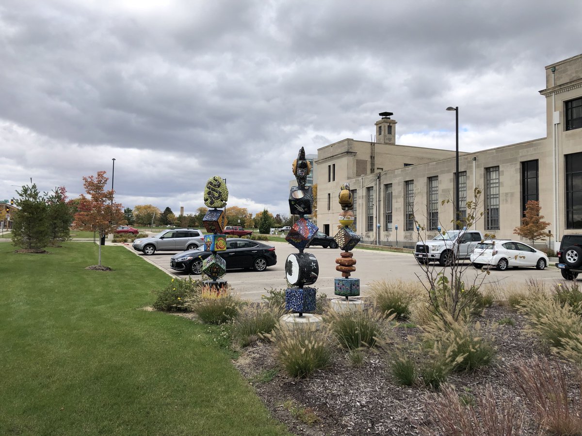 Cultural_Chron's tweet image. A stroll through #RockfordIL reveals lovely street art and murals. Adventure is out there!

theculturalchronicles.com/2022/10/24/new…