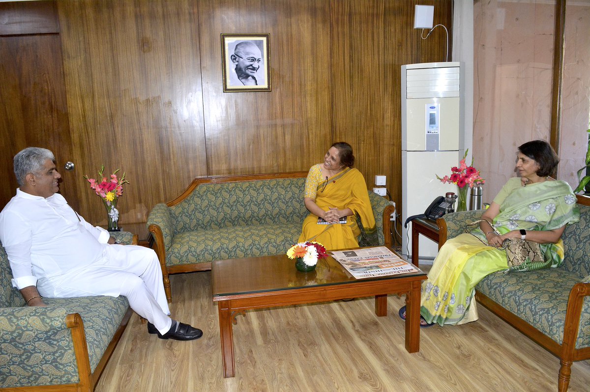 EPFO on Twitter "Glimpse of Visit by Shri Bhupender Yadav, Minister of