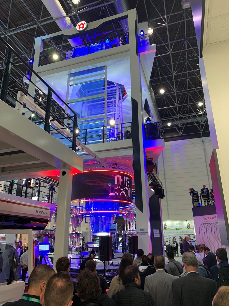 pedrocarrico's tweet photo. @K_tradefair #K2022 world's most important #exhibition for the #plasticsindustry and #rubberindustry industry, took place in Düsseldorf, and #Surplex was there🤩
💡sell or buy used #machine from this sector, Surplex is the right place for you 👉 https://t.co/XdXmFNCret https://t.co/4ZudAfvQDN