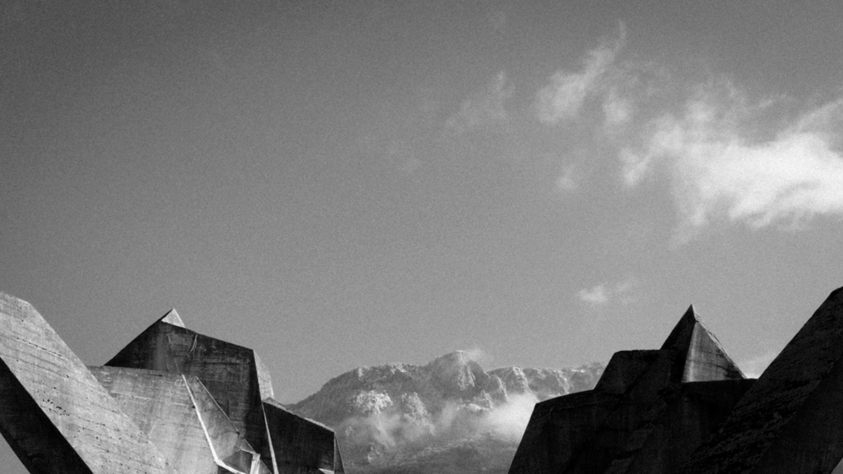 HughWyeth's tweet photo. For any #SciFi fans here - I highly recommend Jóhann Jóhannsson's #LastAndFirstMen. Shots of soviet/eastern european monuments, set to Jóhannsson's incredible music, with Last and First Men read over the top by Tilda Swinton. It's magical and incredible. https://t.co/WRT4EiaDBJ