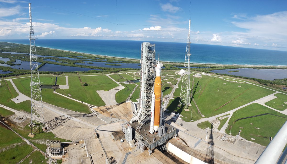 A view of @NASA_SLS & @NASA_Orion atop the mobile launcher on Launch Pad 39B at @NASAKennedy on Sept. 15, 2022, taken from one of the lightning protection system's three towers. The vehicle is set to return to the pad as soon as Nov. 4 for the launch of #Artemis I.