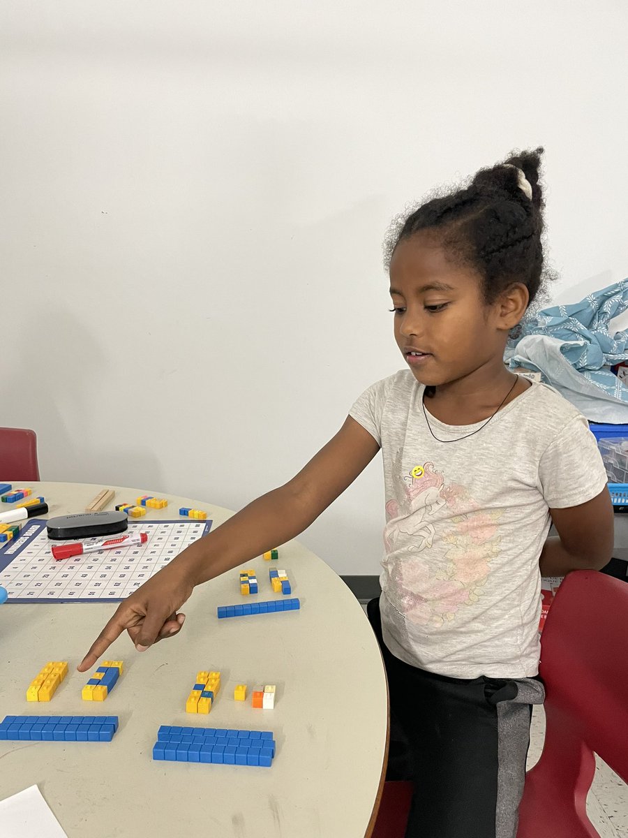 Love listening to my friends <a href="/Duc_dAnville22/">Duc d'Anville Elementary</a> describe all the ways to make a given number using the language of tens and ones. @HRCE_Math <a href="/armyercorey/">Allyson Myer Corey HRCE Math</a> <a href="/Marksmk72/">Moira Marks</a>