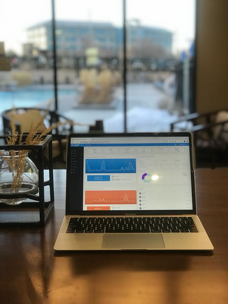 trackingpremium's tweet image. 🌟Software de carga de fácil acceso🌟

💥Con Trackingpremium puedes acceder a tus datos desde cualquier dispositivo compatible con el software solo con tener conexión a internet.💥
 #enviosavenezuela #courier #casillero #paqueteria #doral #puertaapuerta #enviosaereos