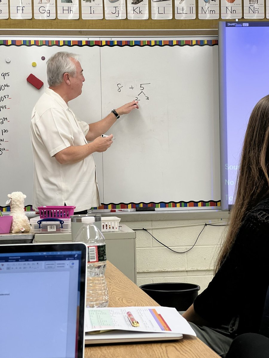 iGraceWhite's tweet photo. Starting the day off right! #jobembedded PD #MATHPD with Bill Jackson #alwayslearning https://t.co/ltIo64HfYC